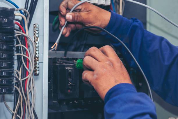 Best Electrical Installation Contractor  in Laguna Park, TX